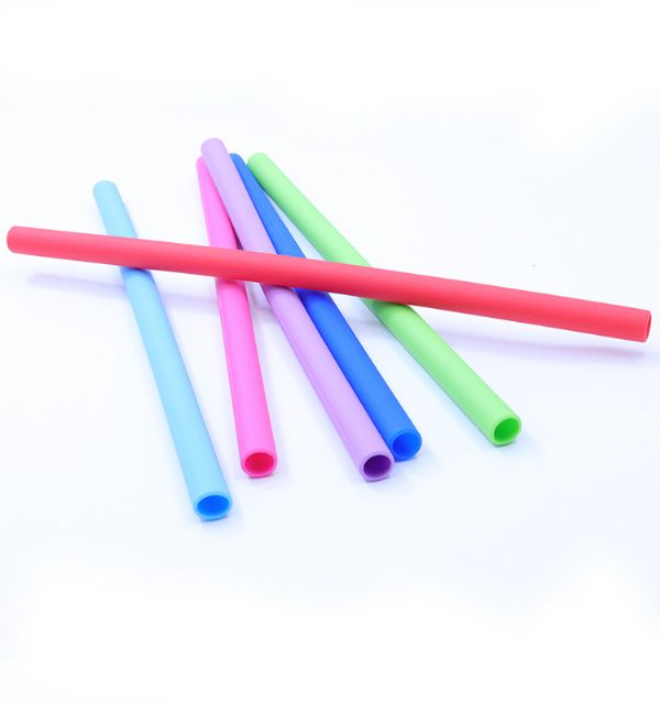 硅膠制品廠選外地的好不好？