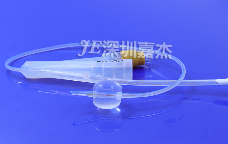 貓咪使用動物導(dǎo)尿管需要注意的事項